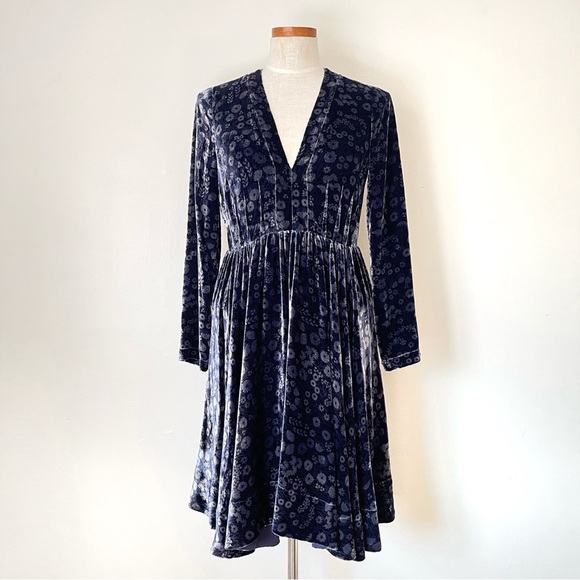 Rebecca Taylor Black Velvet floral Liane midi dress preowned size 6 - Picture 1 of 5